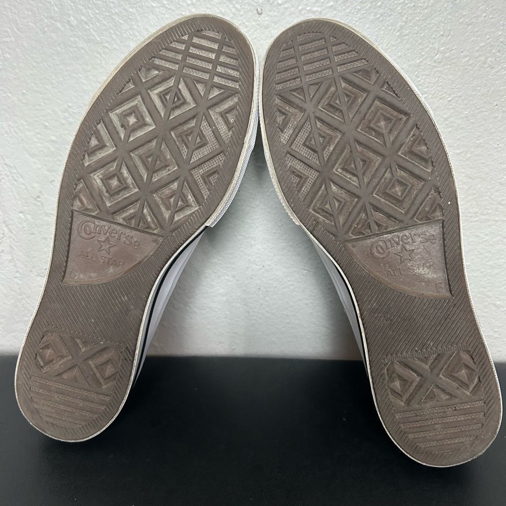 Converse Chuck Taylor’s platform, Olive colored women’s shoes size 8 - Picture 6 of 6